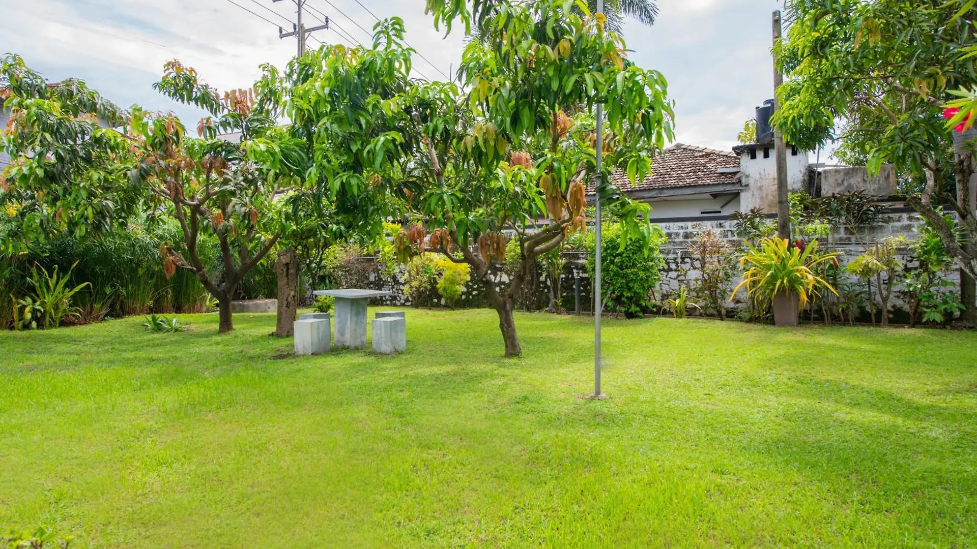 The Garden Gate Resort & Apartments No 01 Negombo